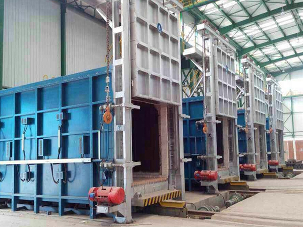 Trolley type electric heating furnace